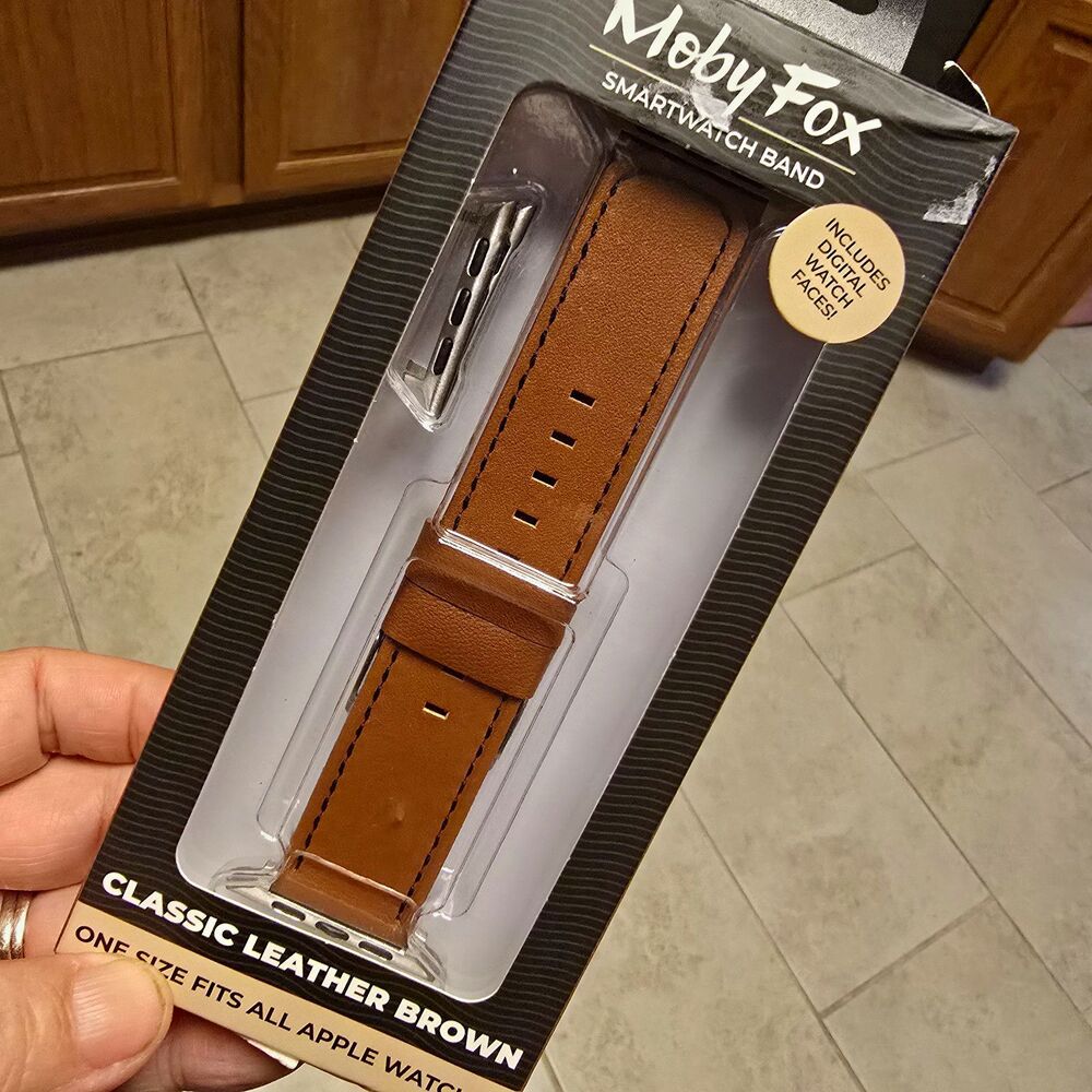 MobyFox Classic Leather Brown Strap Band for Apple Watch Series 3-6 Ultra